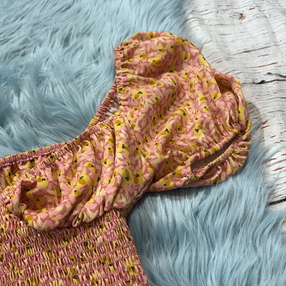 RESA Stella Flower Crop Smocked Orange Top sz S - Picture 5 of 8